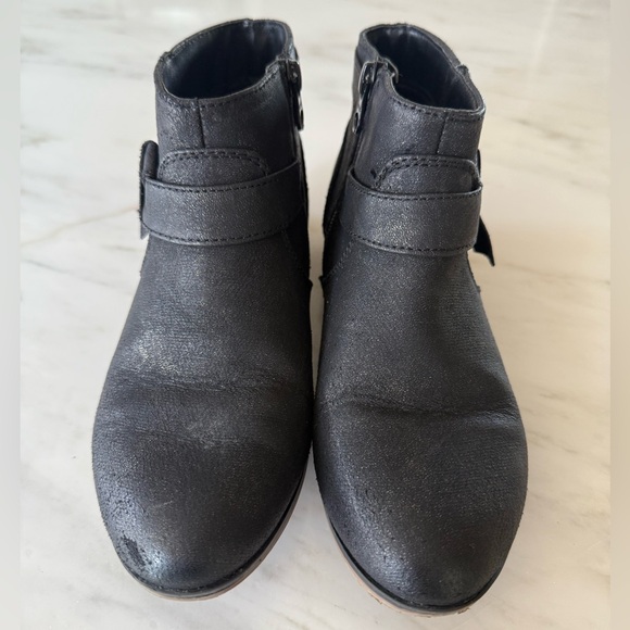 GUC Cat & Jack Girls Booties Black Size 3 - Picture 2 of 7